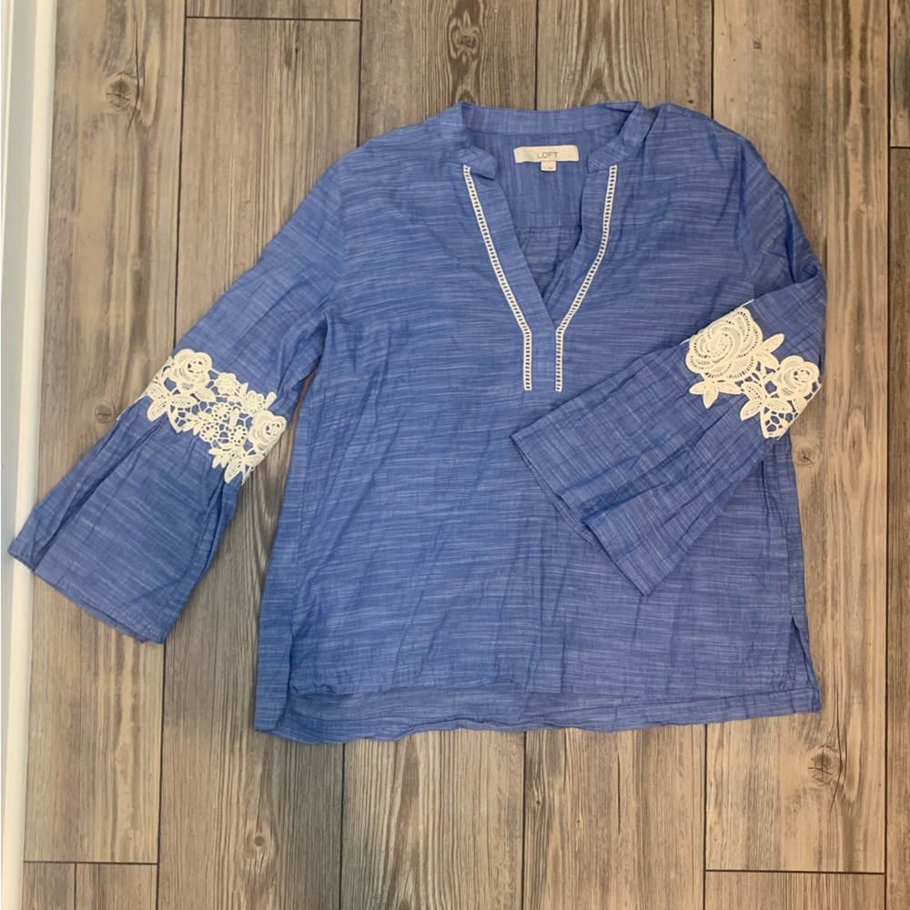 LOFT long sleeve blouse